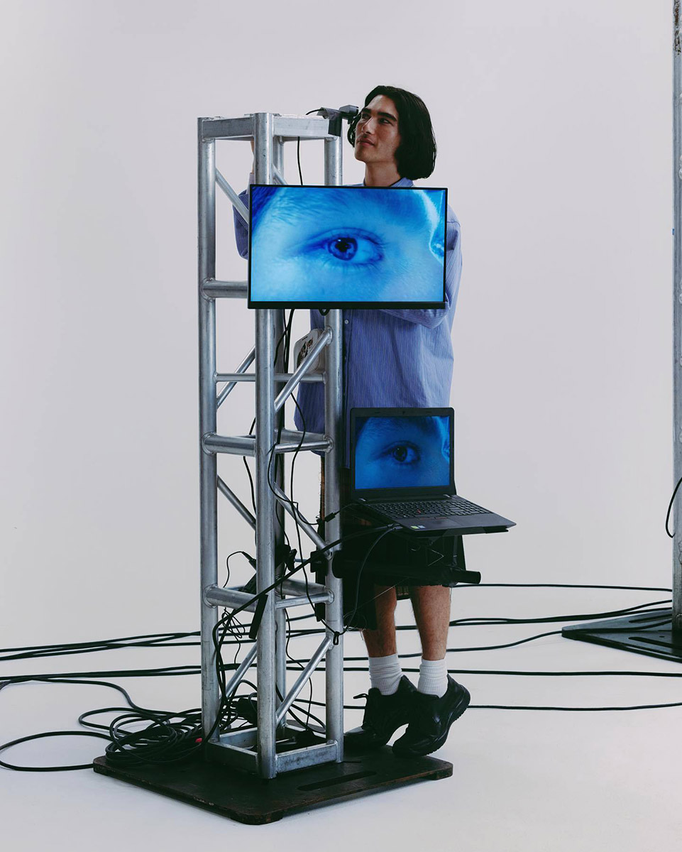 © Joel Evey, Thomas McCarty, 2022